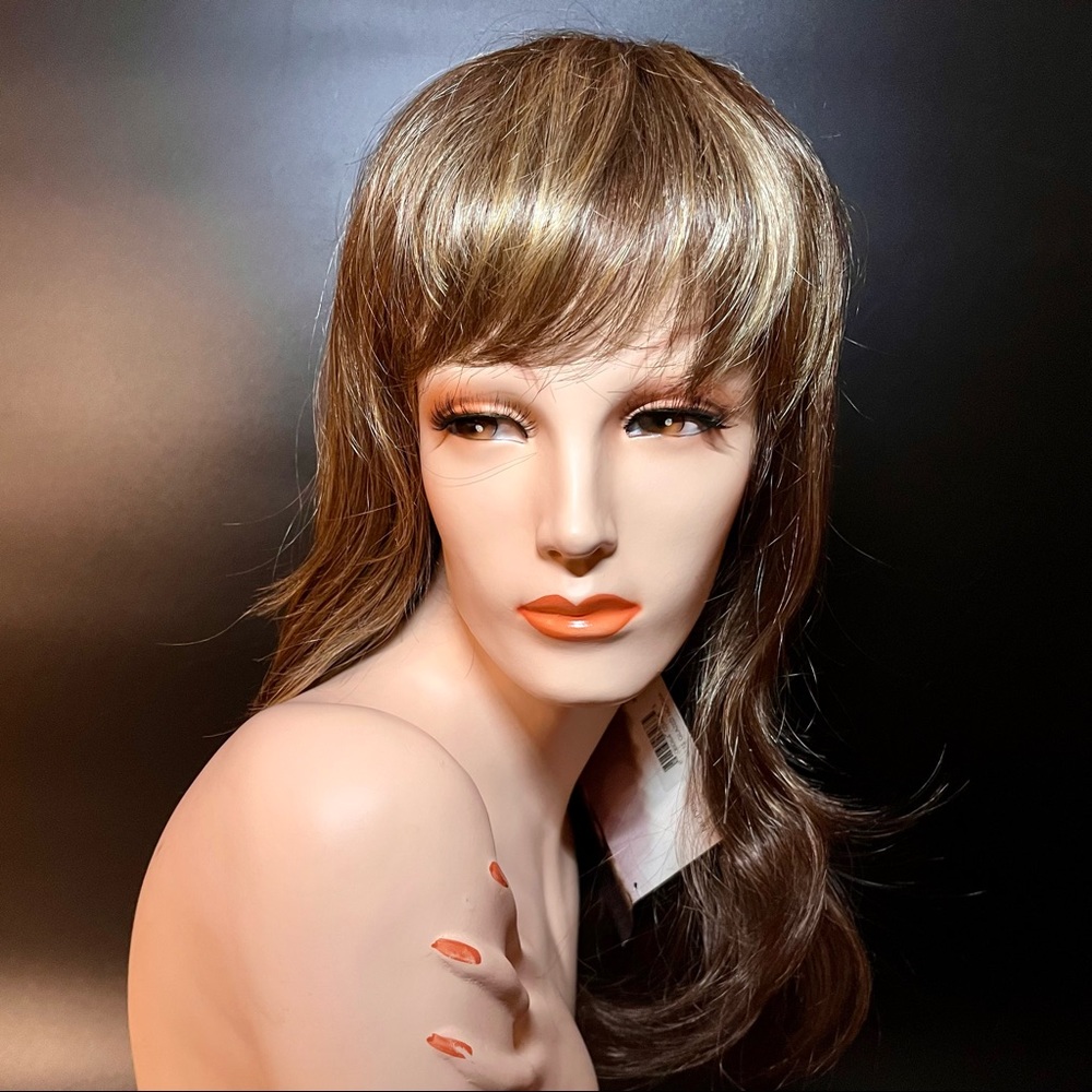 NWT Raquel Welch Wig Signature Collection Long with Bangs